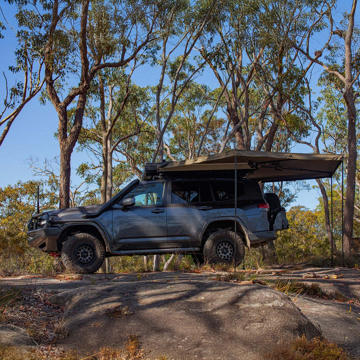 270 DEGREE 4WD AWNING